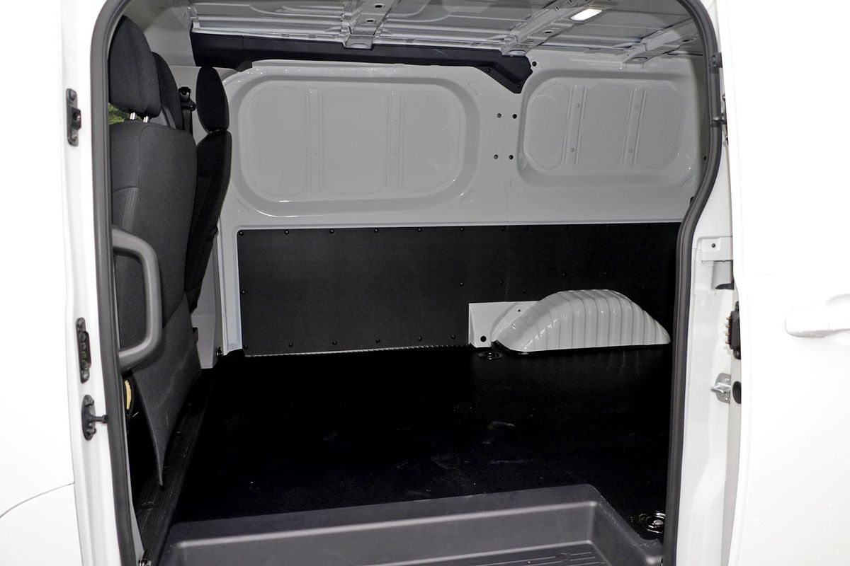 2023 LDV eDeliver 7 SWB Low Roof