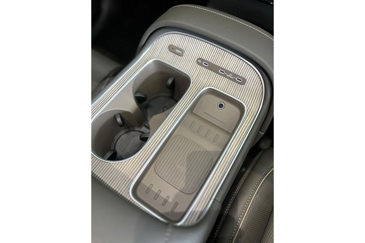 2025 Hyundai Palisade Calligraphy LX3.V1