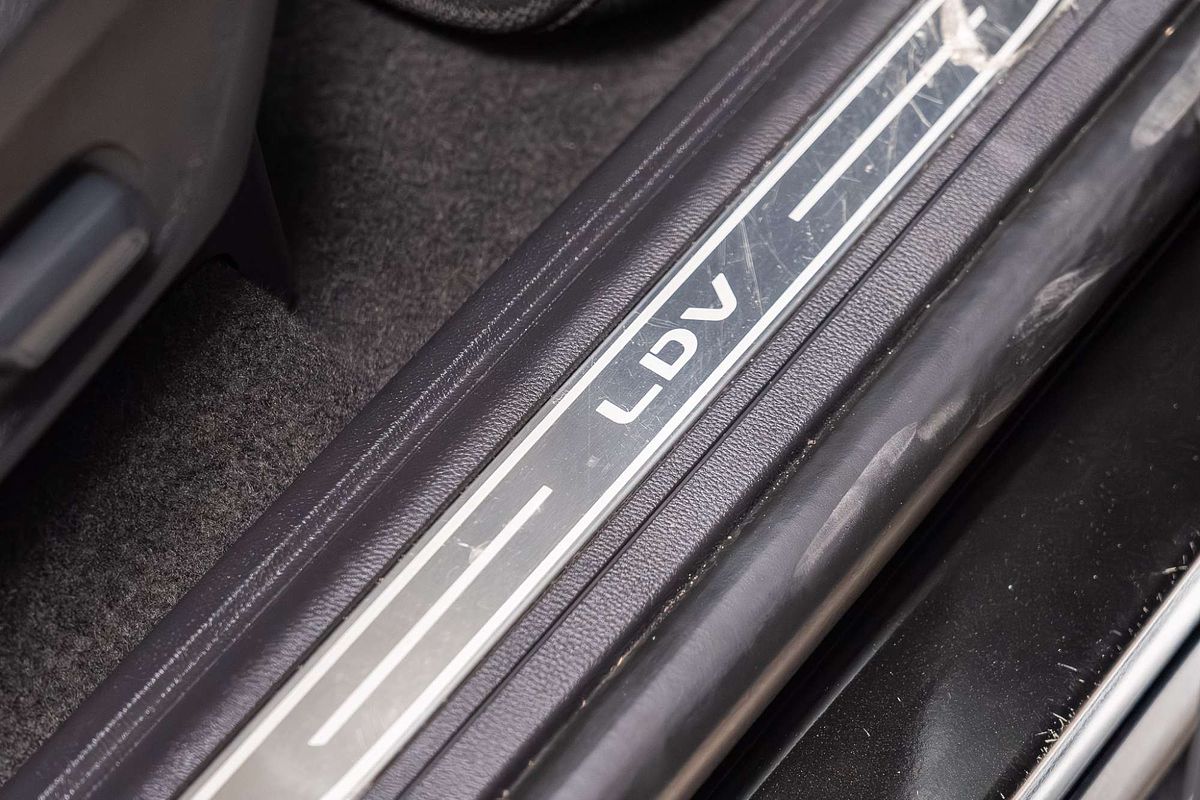 2021 LDV D90 Executive SV9A