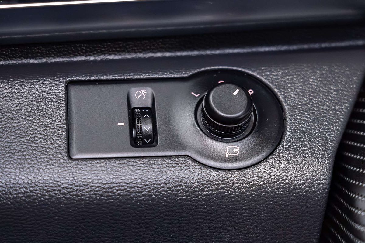 2021 LDV D90 Executive SV9A