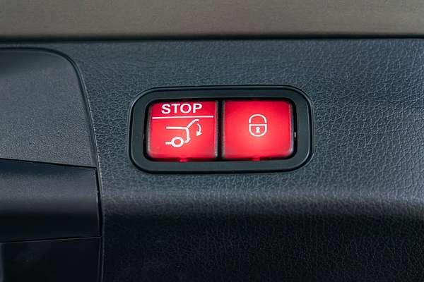 2021 Mercedes-Benz GLB-Class GLB200 X247