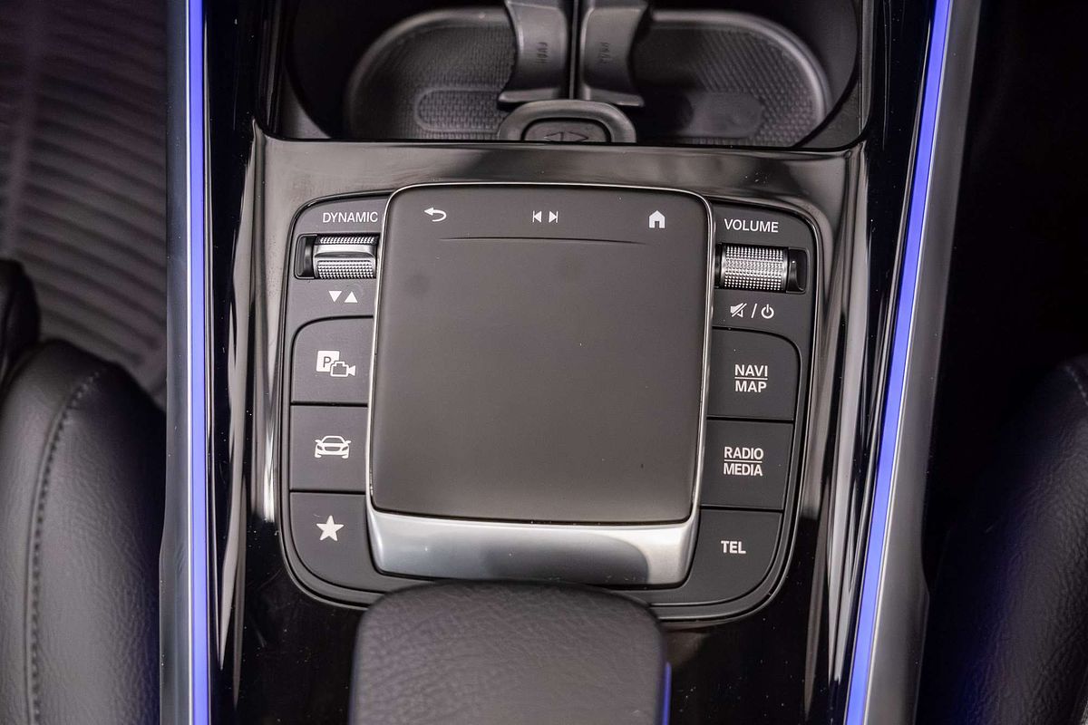 2021 Mercedes-Benz GLB-Class GLB200 X247