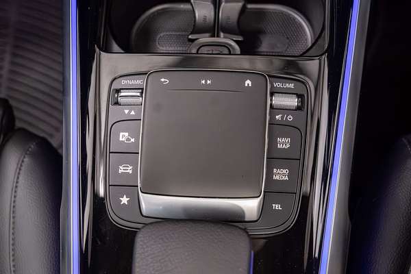 2021 Mercedes-Benz GLB-Class GLB200 X247