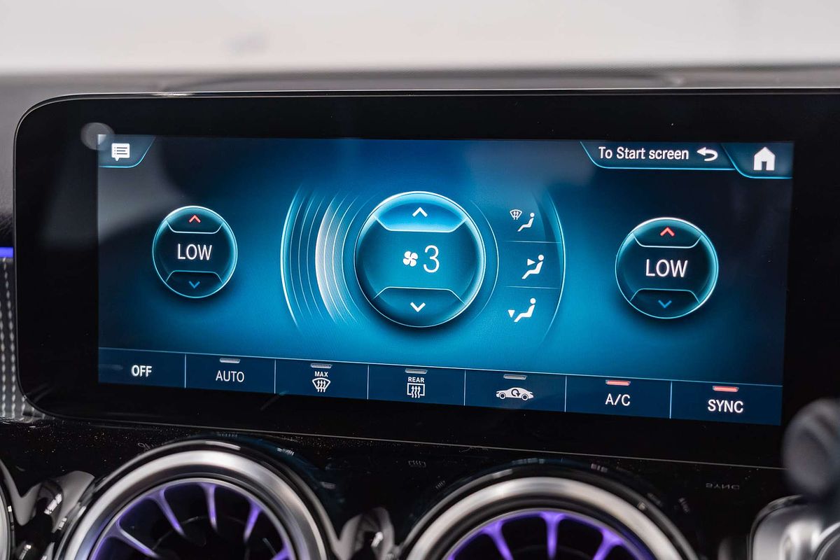 2021 Mercedes-Benz GLB-Class GLB200 X247