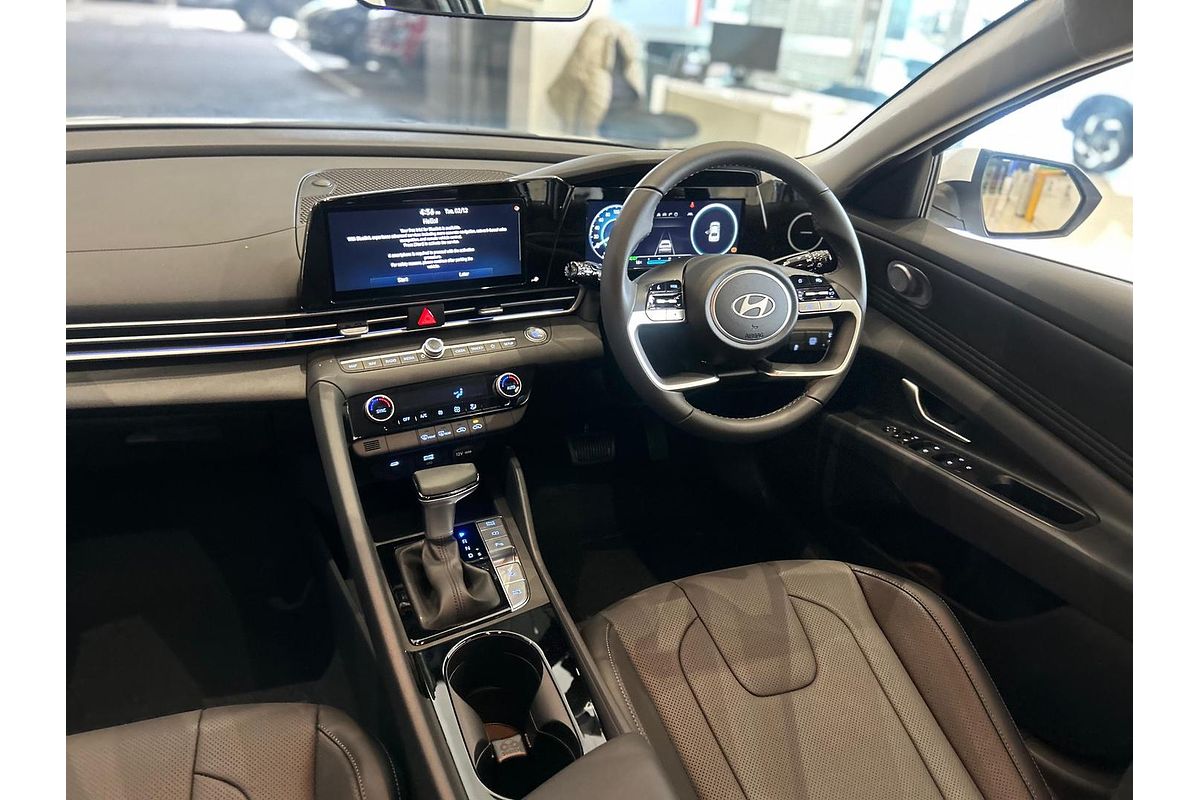 2025 Hyundai i30 Elite Hybrid CN7.V2