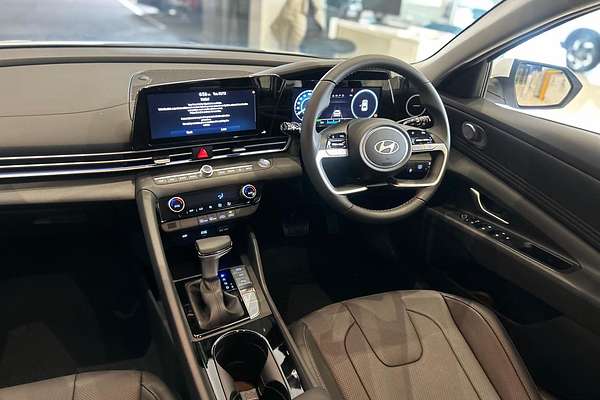 2025 Hyundai i30 Elite Hybrid CN7.V2