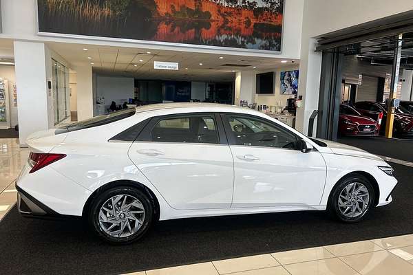 2025 Hyundai i30 Elite Hybrid CN7.V2