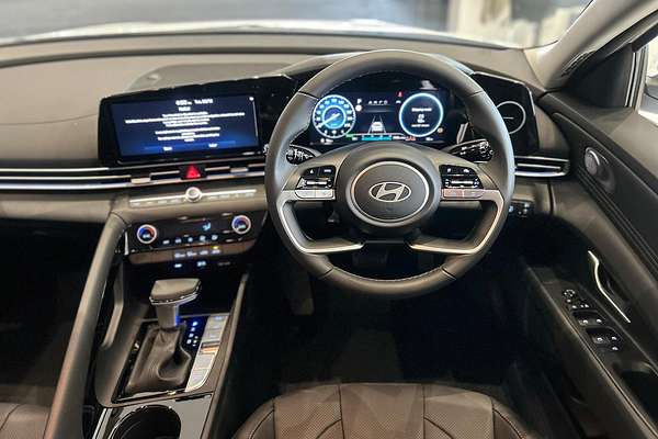 2025 Hyundai i30 Elite Hybrid CN7.V2