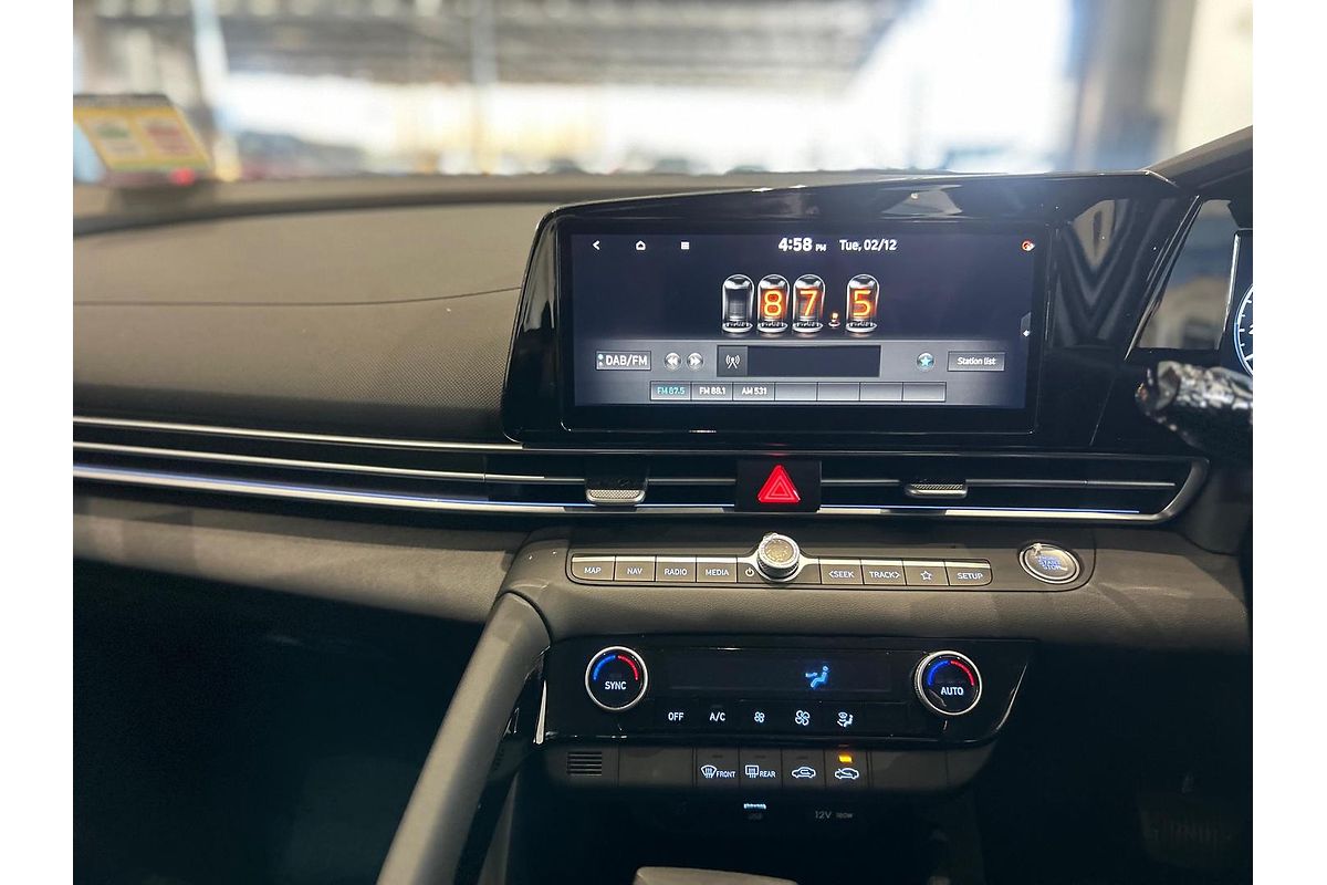 2025 Hyundai i30 Elite Hybrid CN7.V2