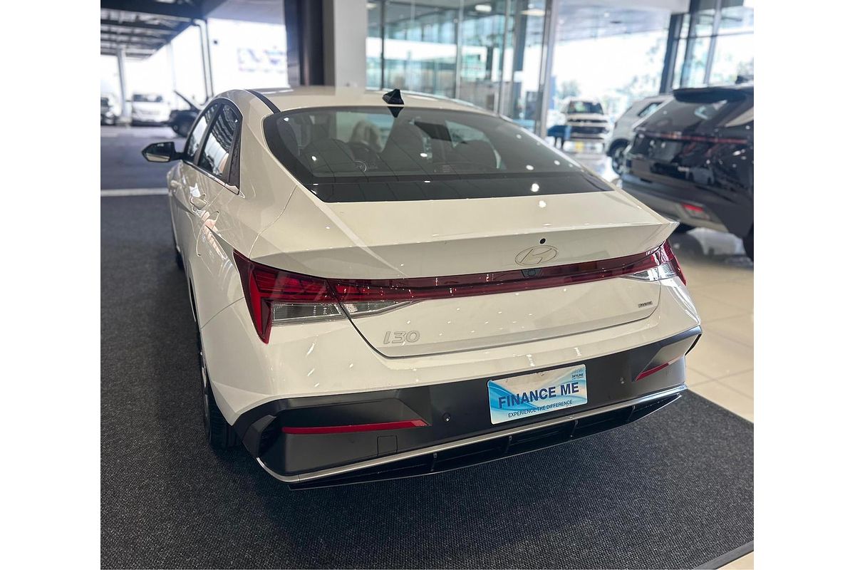 2025 Hyundai i30 Elite Hybrid CN7.V2