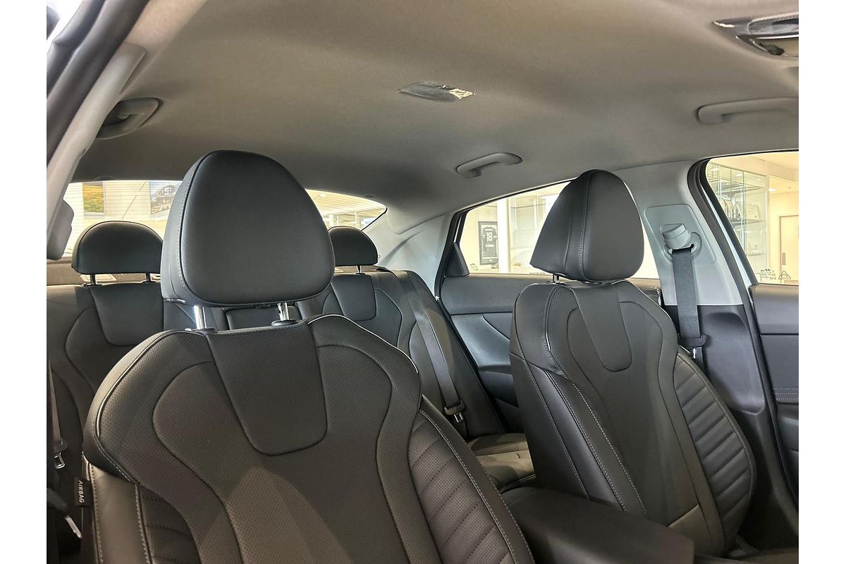 2025 Hyundai i30 Elite Hybrid CN7.V2