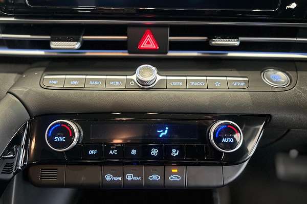 2025 Hyundai i30 Elite Hybrid CN7.V2