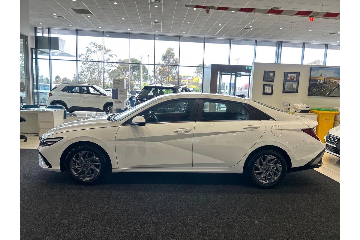 2025 Hyundai i30 Elite Hybrid CN7.V2