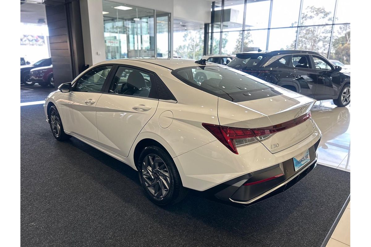 2025 Hyundai i30 Elite Hybrid CN7.V2