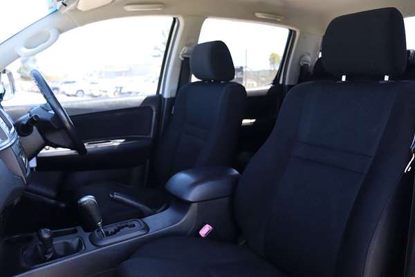 2014 Toyota Hilux SR5 KUN26R 4X4