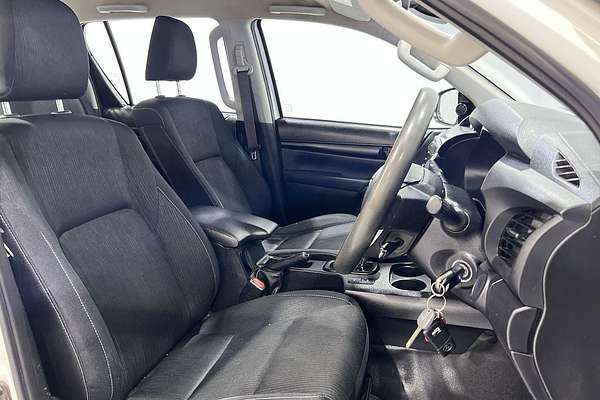 2022 Toyota Hilux SR GUN126R 4X4