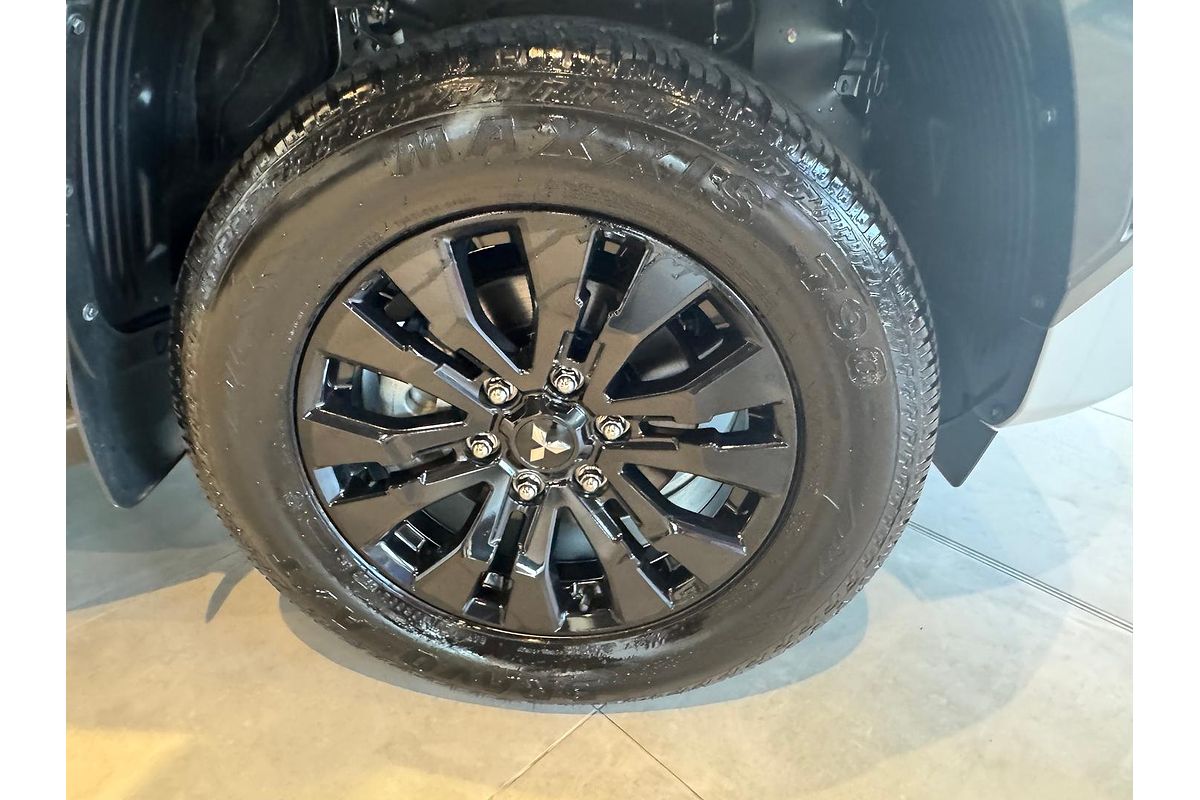 2025 Mitsubishi Triton GSR MV 4X4