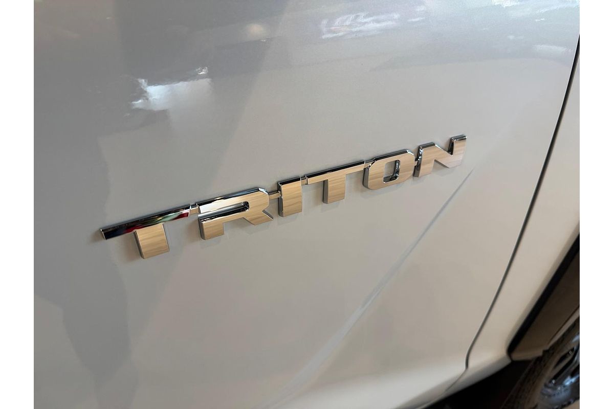 2025 Mitsubishi Triton GSR MV 4X4