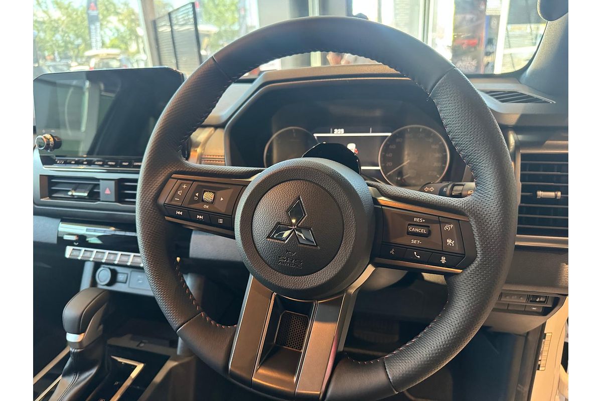 2025 Mitsubishi Triton GSR MV 4X4