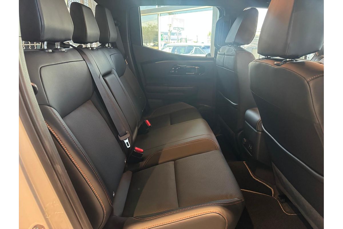 2025 Mitsubishi Triton GSR MV 4X4