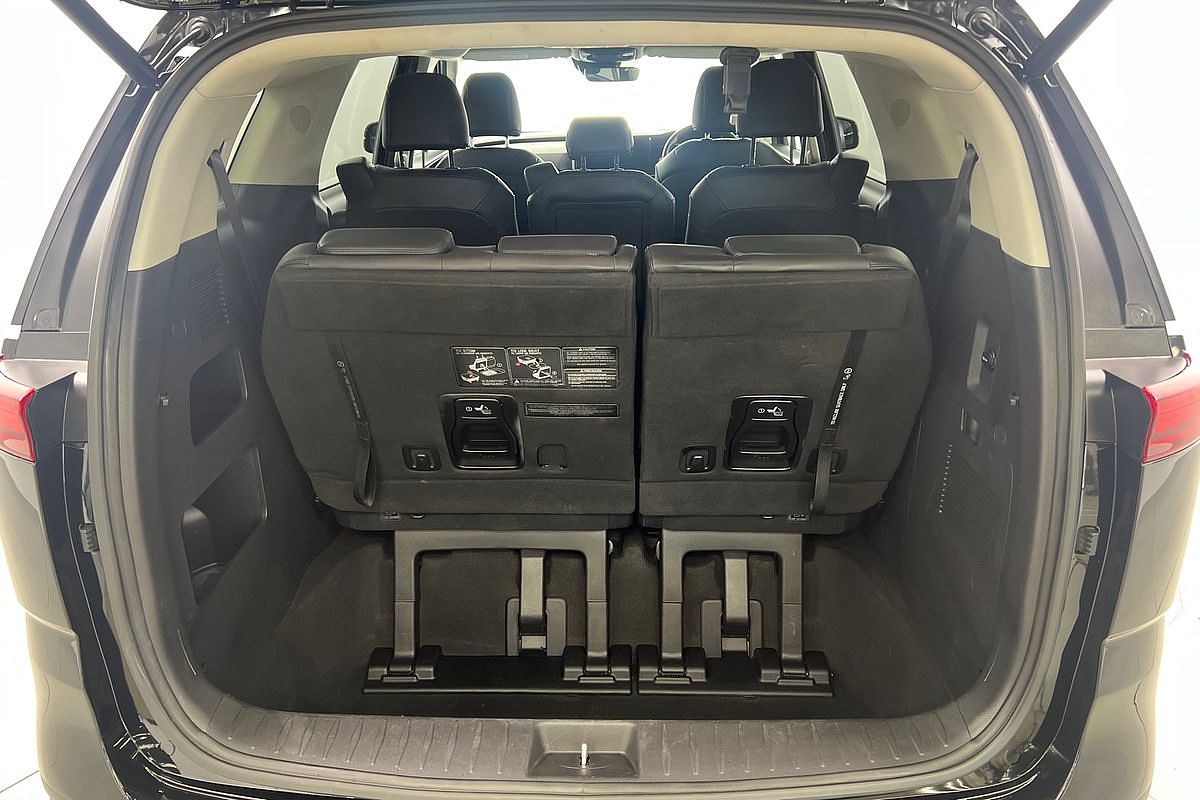 2023 Kia Carnival SLi KA4