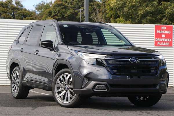 2025 Subaru Forester Hybrid Touring S6