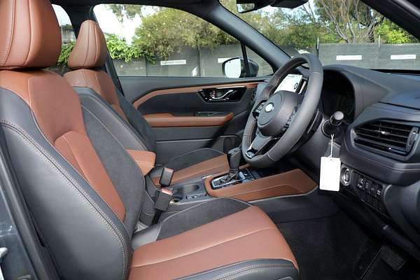 2025 Subaru Forester Hybrid Touring S6