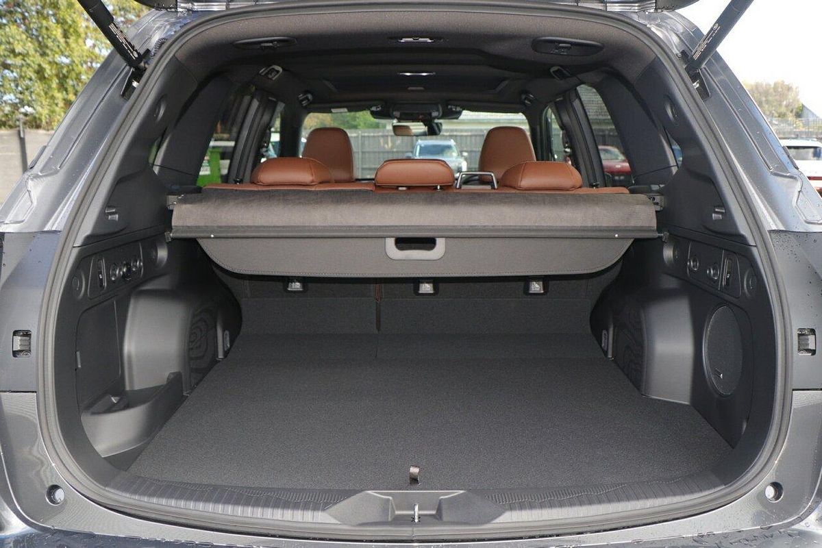 2025 Subaru Forester Hybrid Touring S6