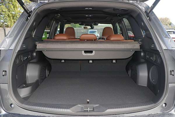 2025 Subaru Forester Hybrid Touring S6