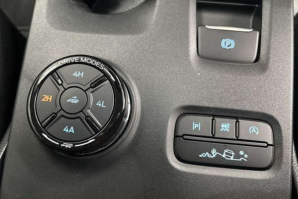 2025 Ford Everest Trend 2.0L