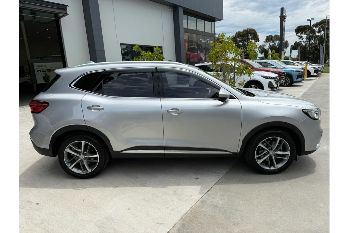 2022 MG HS Excite SAS23