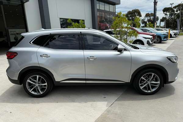 2022 MG HS Excite SAS23