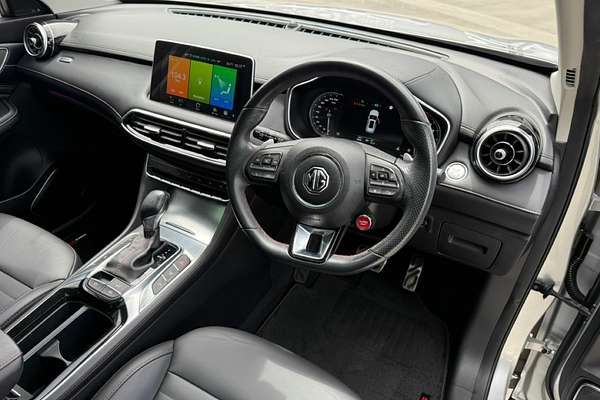 2022 MG HS Excite SAS23