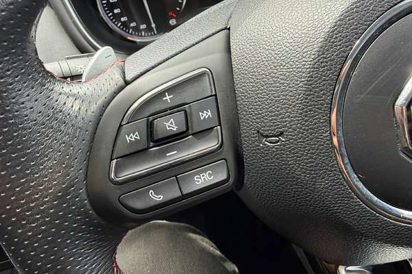 2022 MG HS Excite SAS23