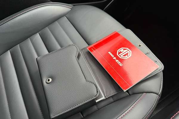 2022 MG HS Excite SAS23