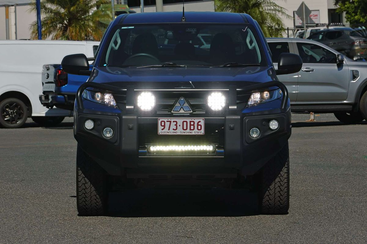 2020 Mitsubishi Triton GLX MR 4X4