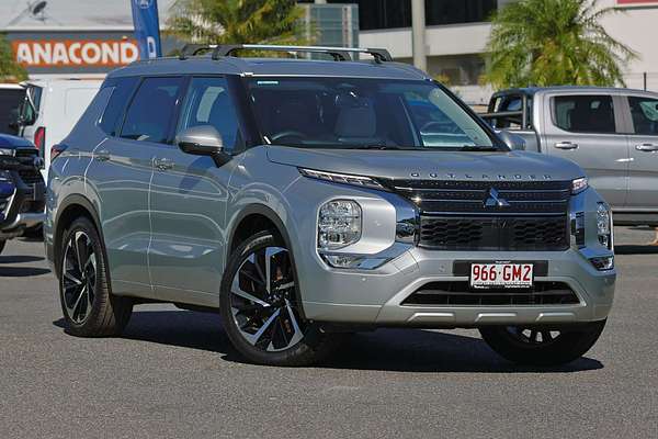 2022 Mitsubishi Outlander Exceed ZM