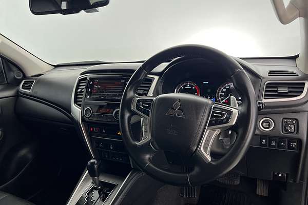 2019 Mitsubishi Triton GLS Premium MR 4X4 thumb-11