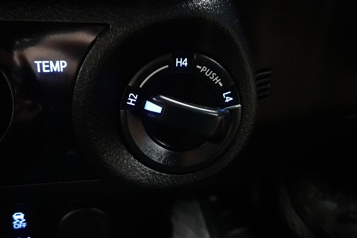 2021 Toyota Hilux Rugged X GUN126R 4X4