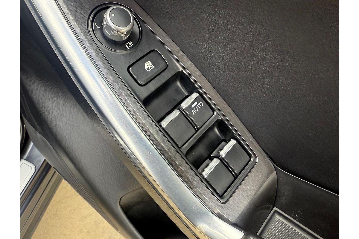 2015 Mazda CX-5 Grand Touring KE Series 2