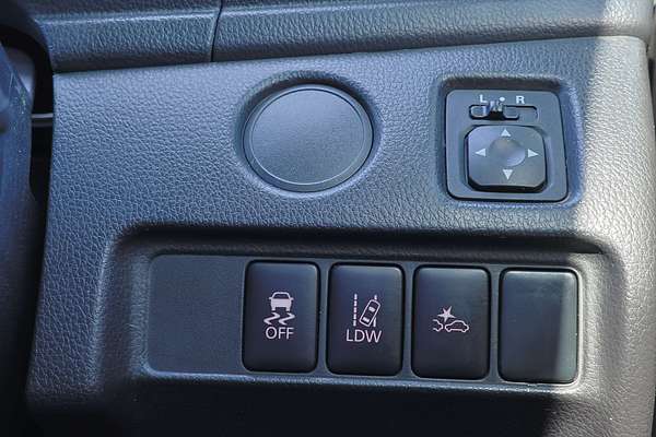 2020 Mitsubishi Triton GLX MR 4X4