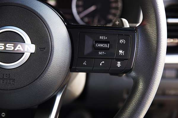 2025 Nissan X-TRAIL ST T33