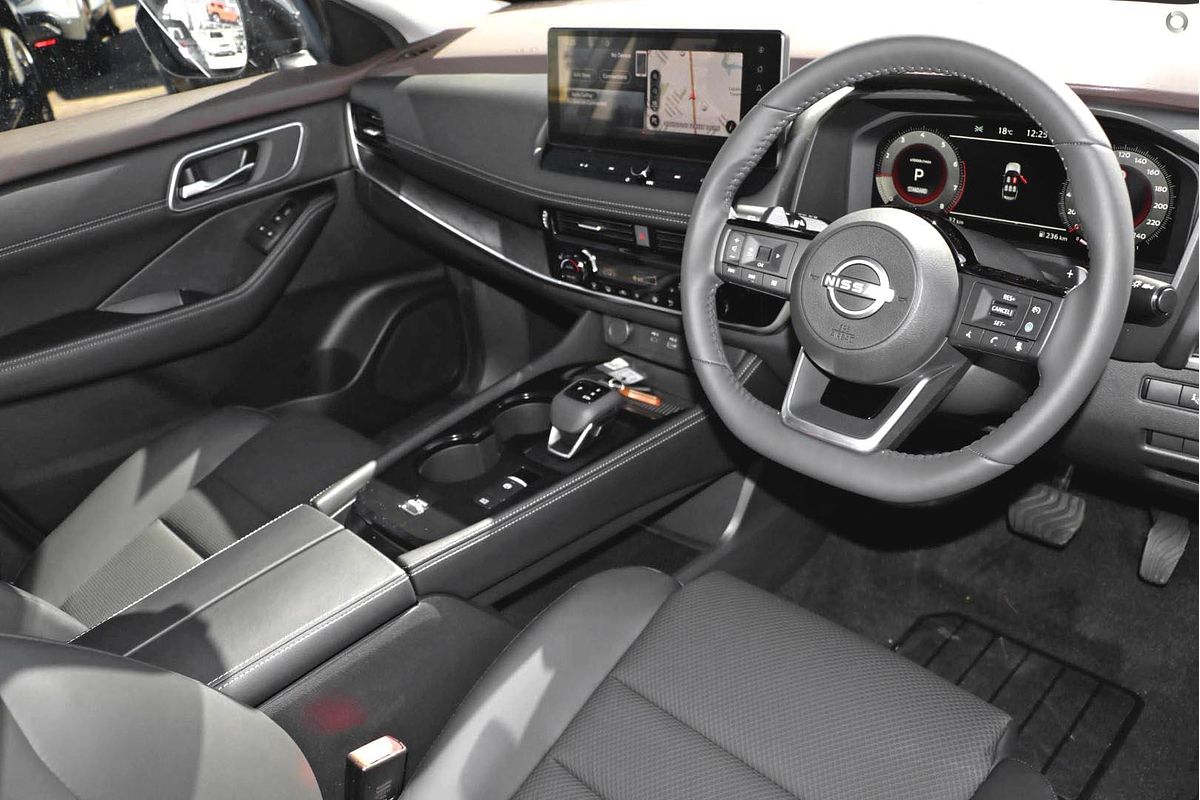 2025 Nissan X-TRAIL N-TREK T33