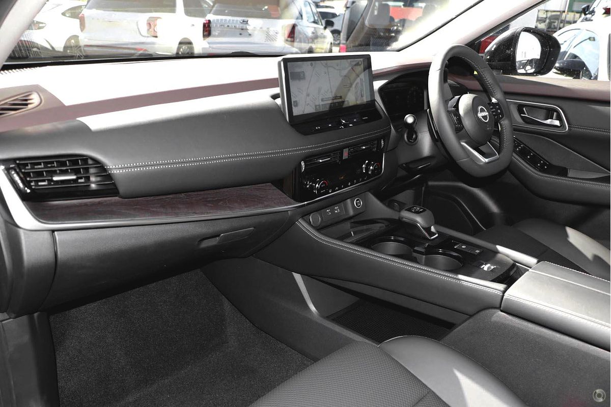 2025 Nissan X-TRAIL N-TREK T33