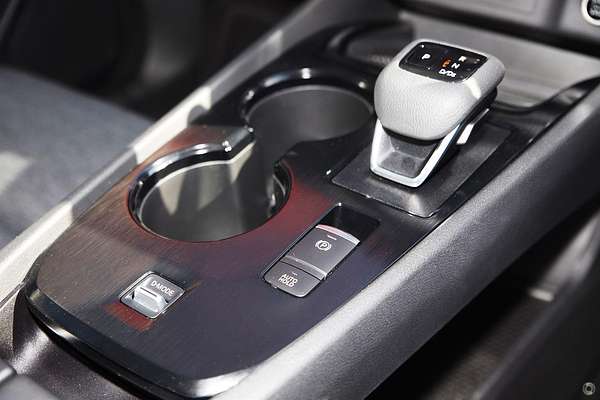 2025 Nissan X-TRAIL ST T33