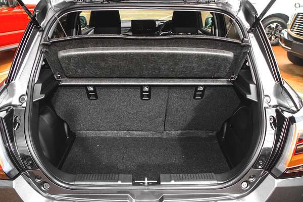 2025 Suzuki Swift Hybrid Plus UZ