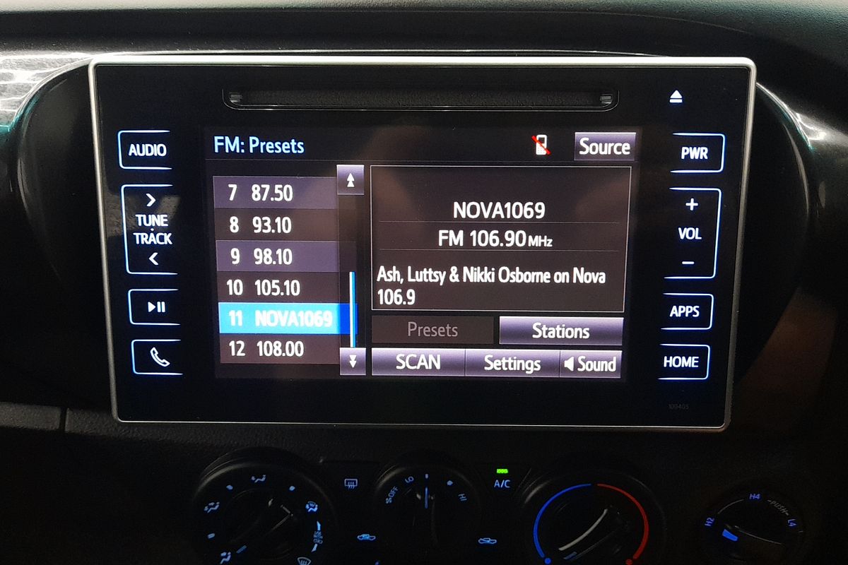 2020 Toyota Hilux SR GUN126R 4X4