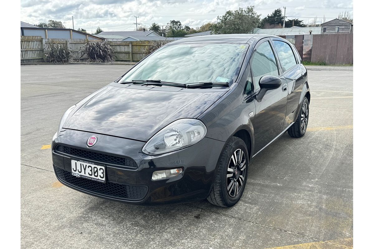 2015 Fiat Punto EASY 1.4P/5AM/HA/5DR
