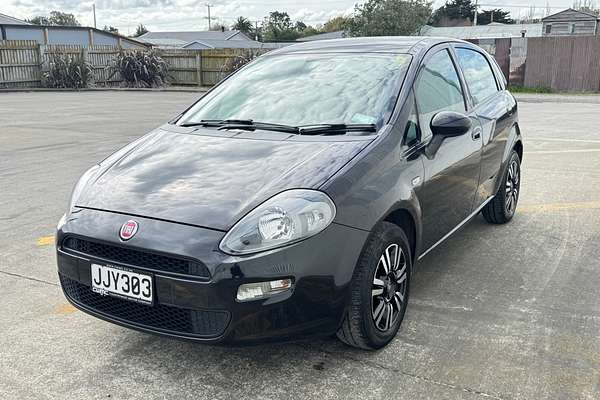 2015 Fiat Punto EASY 1.4P/5AM/HA/5DR