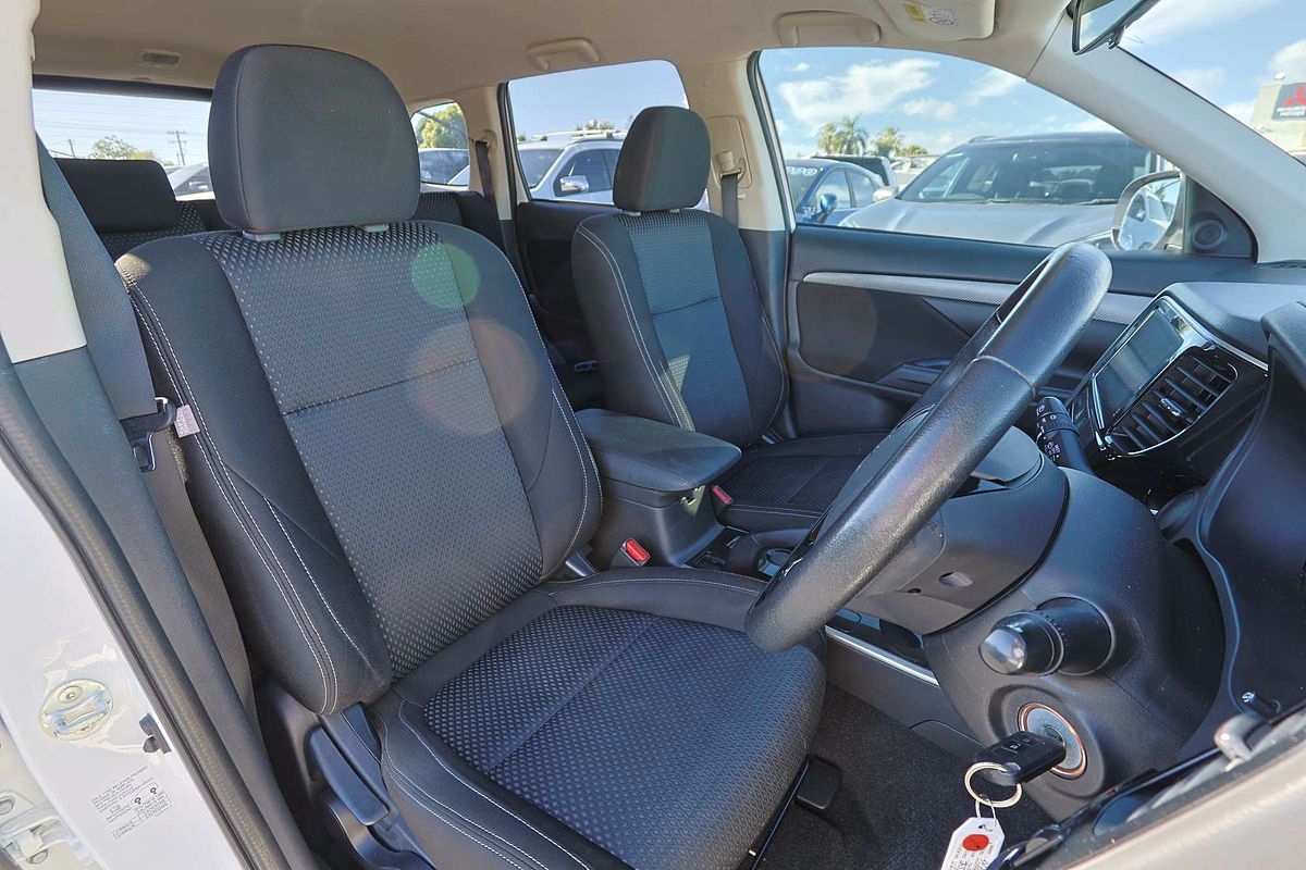 2017 Mitsubishi Outlander LS SAFETY PACK (4x2) ZK MY17